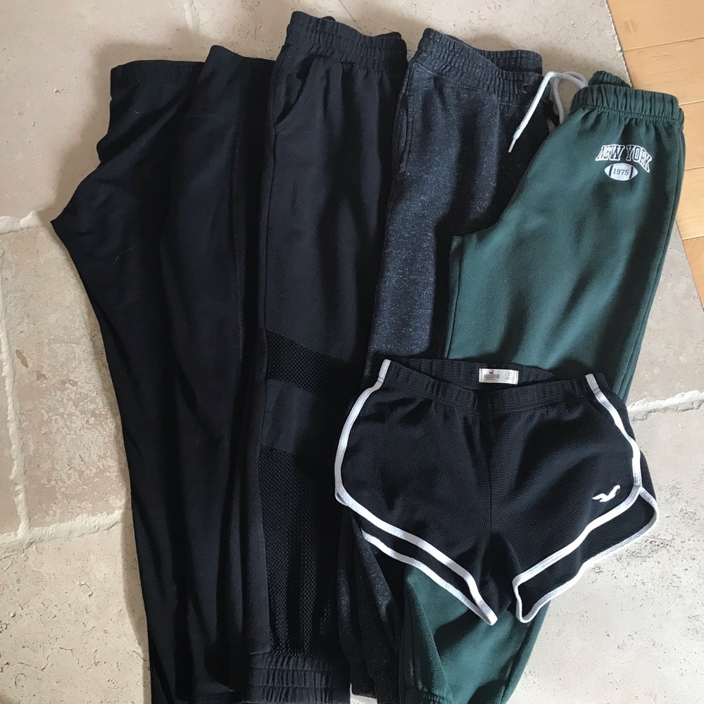 Set of 5 pairs of Garage pants and 1 pair of Hollister shorts size XS